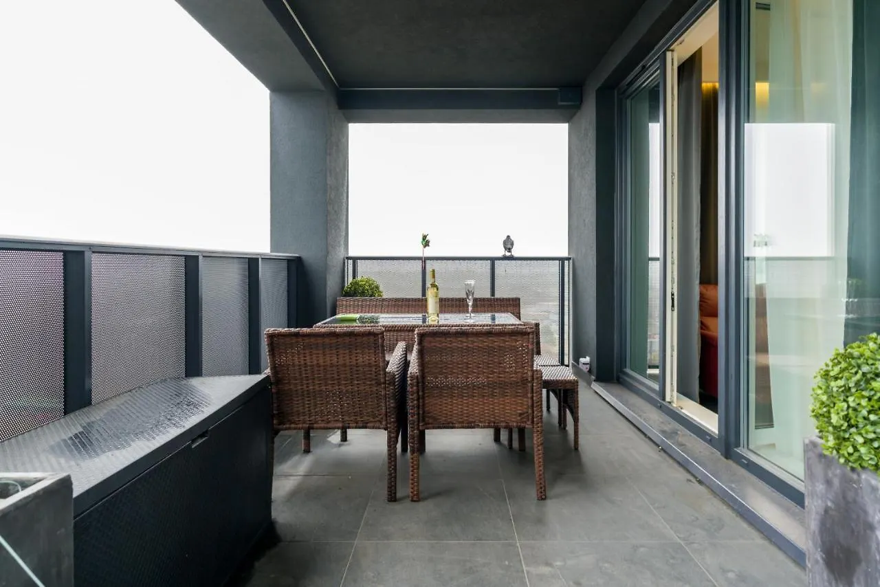 Daire Widokowy Apartament Wojciechowskiego Parking I Loggia By Renters Prestige Poznan